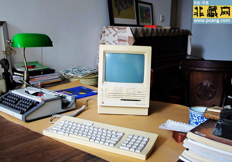 APPLE Macintosh SE