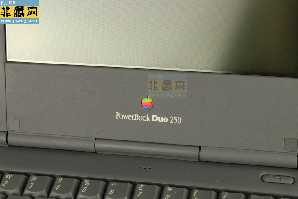 Apple PowerBook duo250