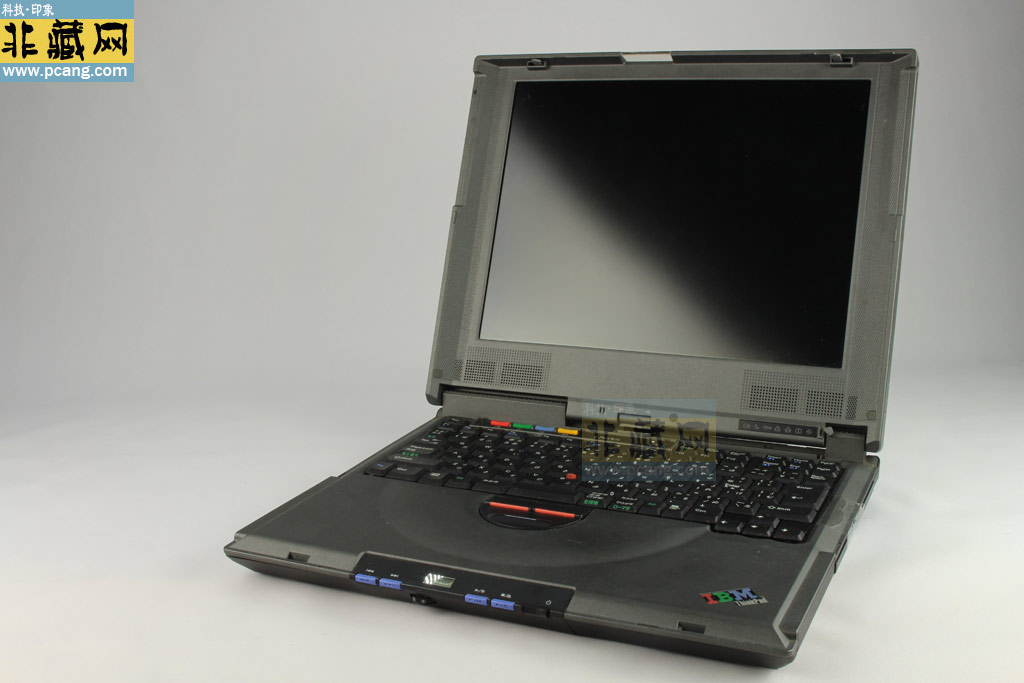 IBM ThinkPad 142