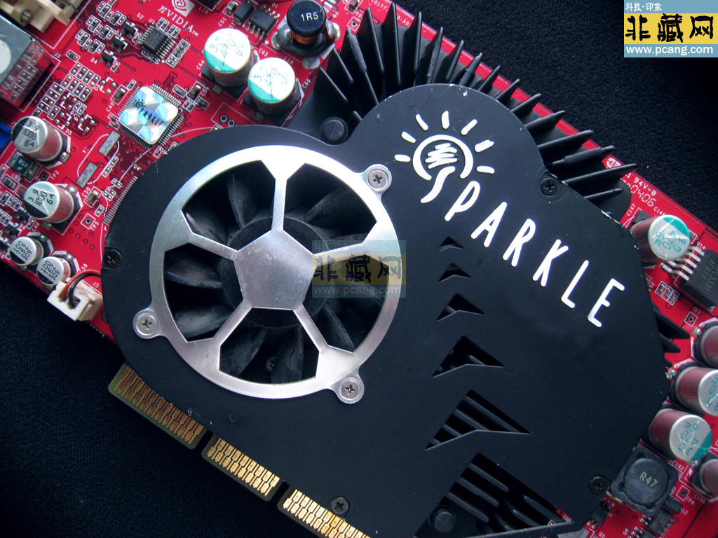 Sparkle FX5900XT 