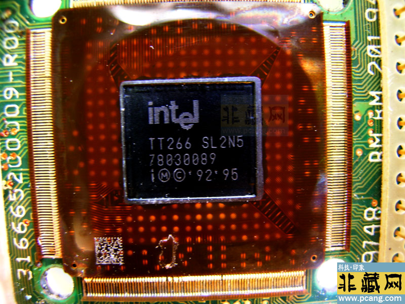 intel Pentium MMX A80503200 ڽ
