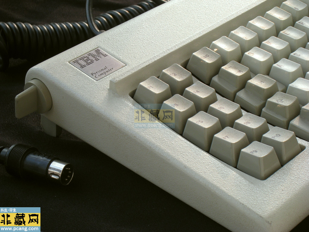 IBM Model F PC/XT 机械键盘