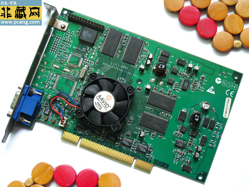 Voodoo(巫毒)4 4500 PCI