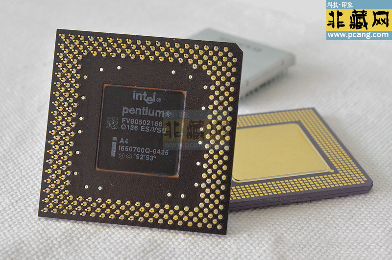 intel Pentium Q136ES