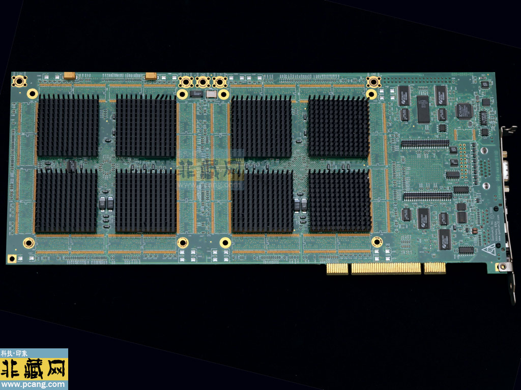 Quantum3D Aalchemy 8132(VSA100 x8)